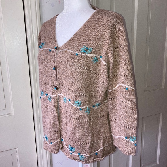 V Neck Brown Sweater w Turquoise Beads Yarn - Picture 3 of 9